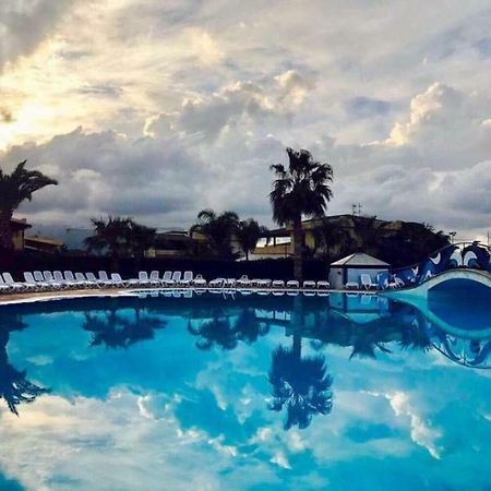 קמפופליצ'ה די רוצ'לה Mare Luna Village מראה חיצוני תמונה