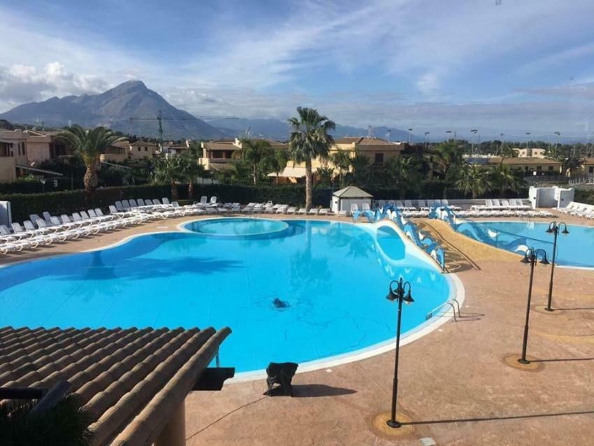 קמפופליצ'ה די רוצ'לה Mare Luna Village מראה חיצוני תמונה