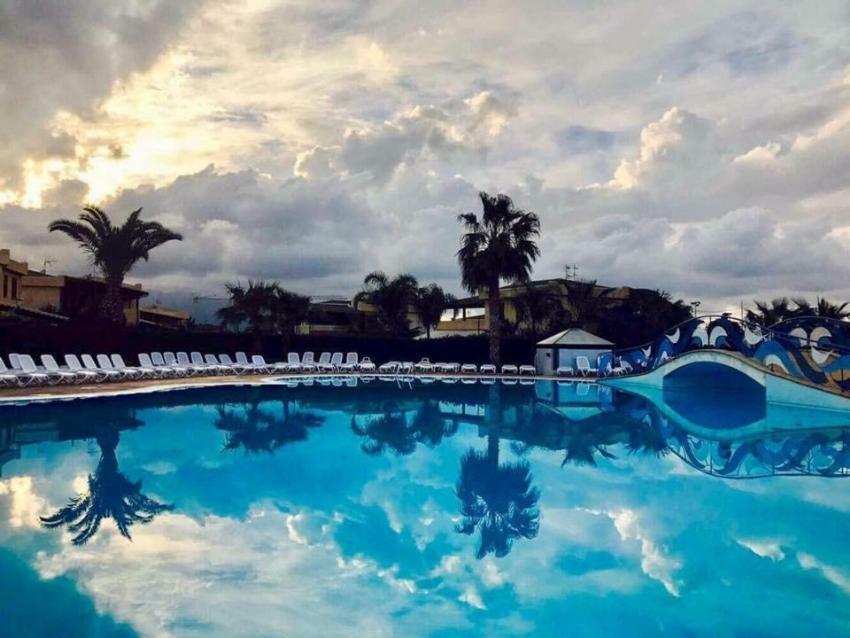 קמפופליצ'ה די רוצ'לה Mare Luna Village מראה חיצוני תמונה